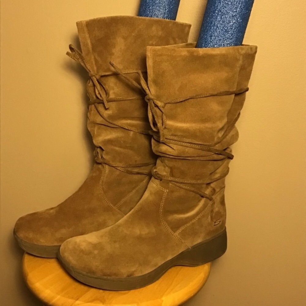Skechers somethin else suede slouch boots size 9